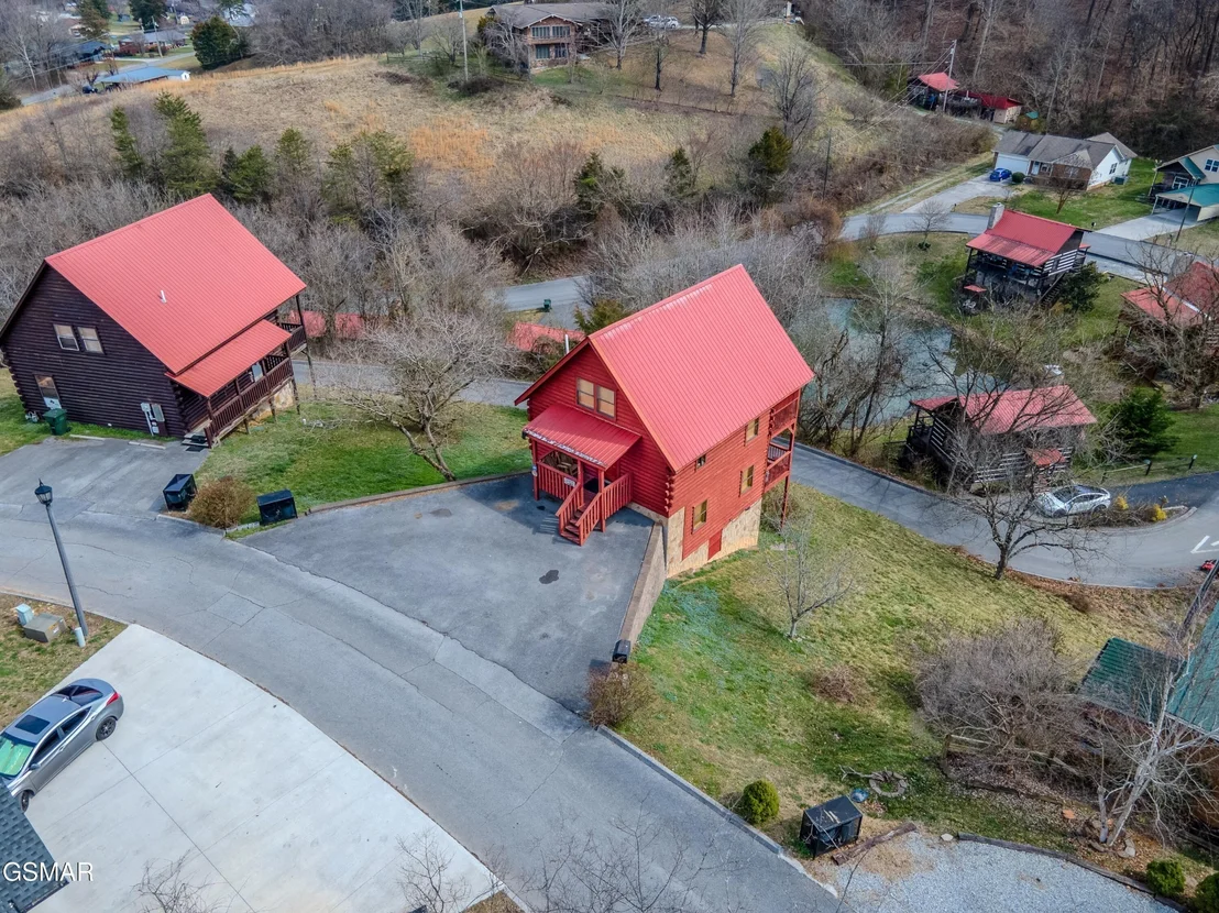 Photo of 513 Hideaway Ridge Circle