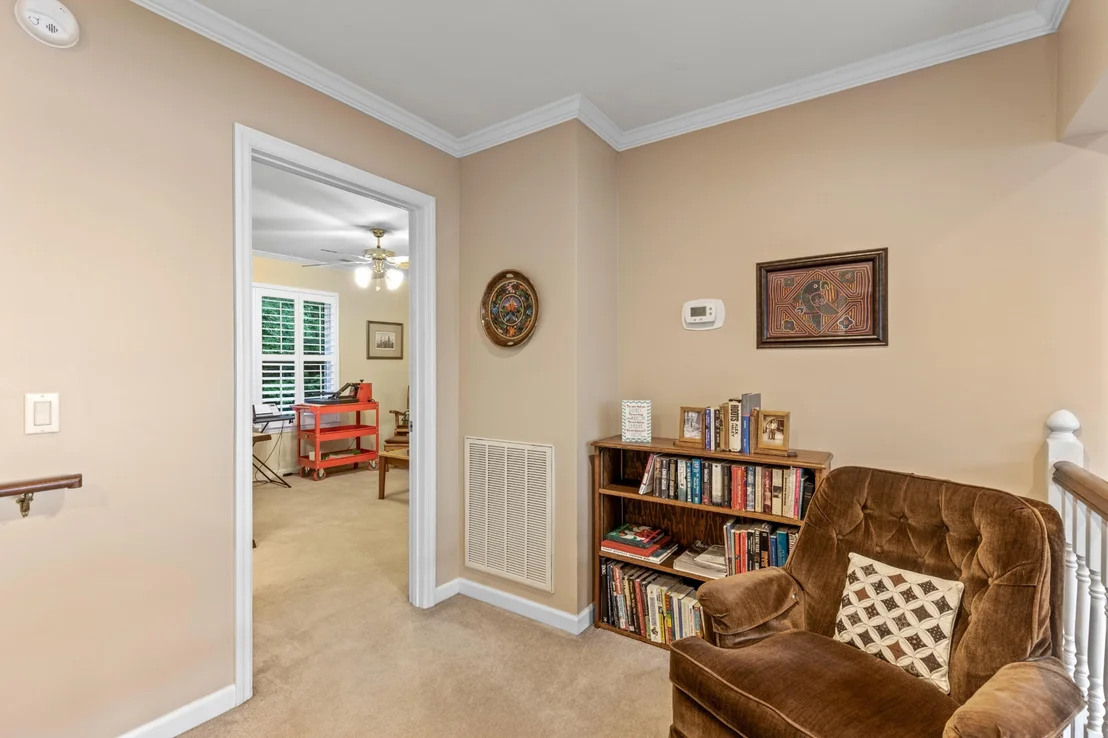 Photo of 355 Myers Avenue