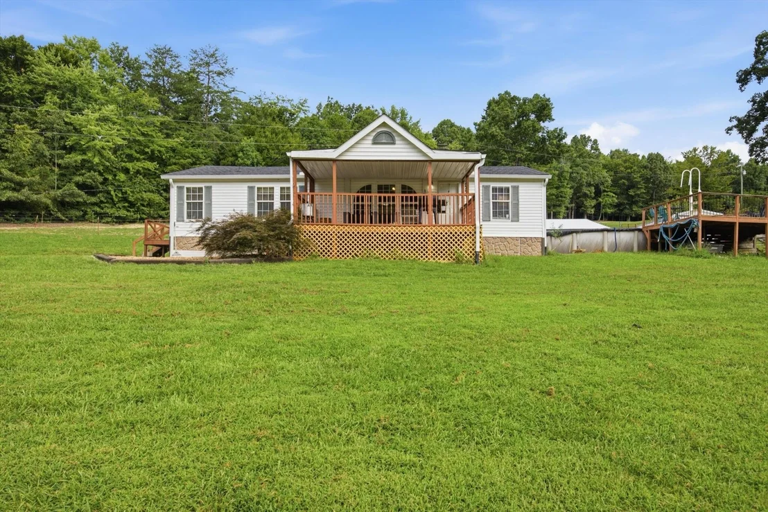 Photo of 312 Eaves Ferry Road