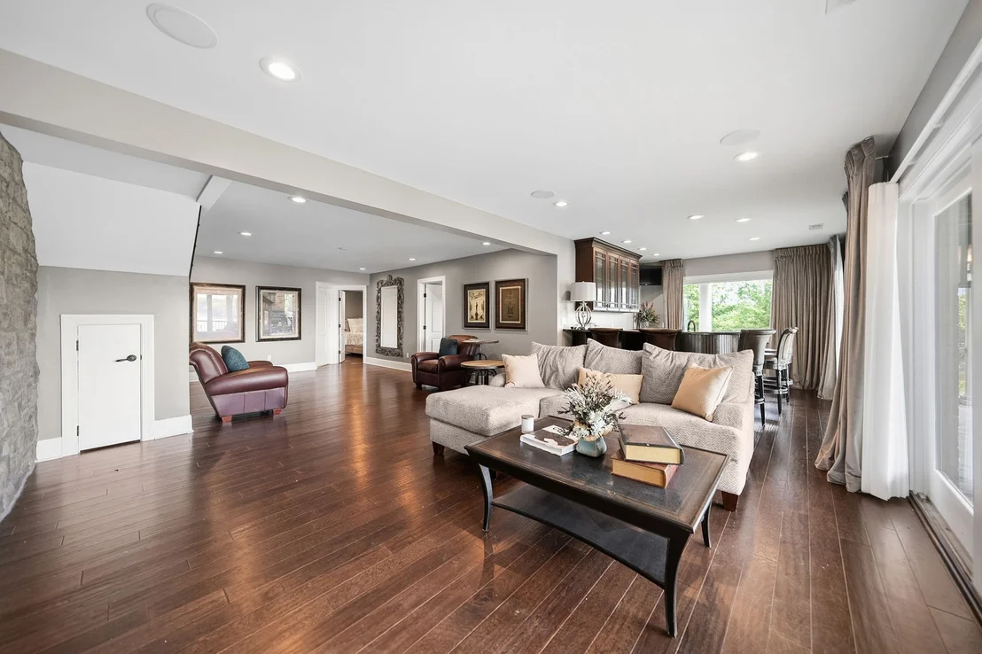 Photo of 401 Pollard Cir
