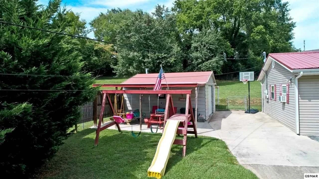 Photo of 418 Ann Circle