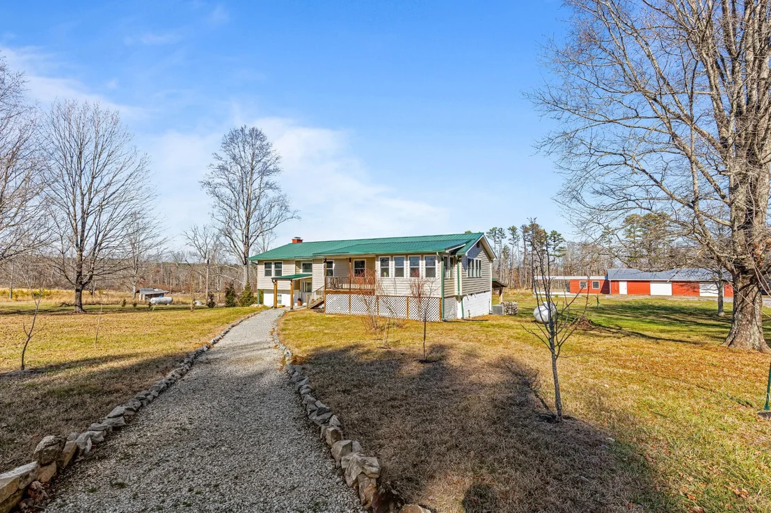 Photo of 711 Lick Point Road