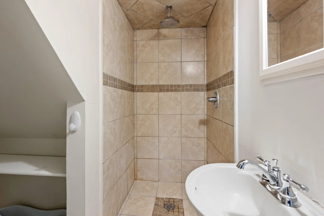 Photo of 7416 Splendid View Drive