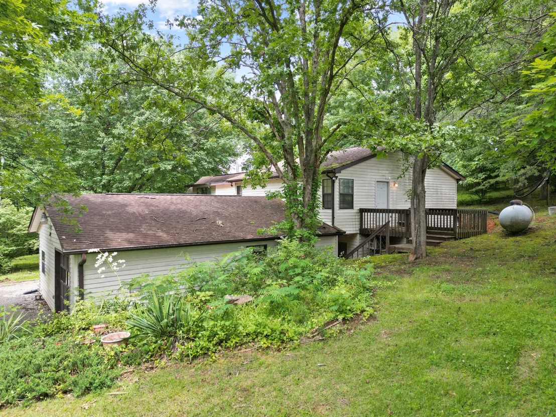 Photo of 819 Dudley Drive