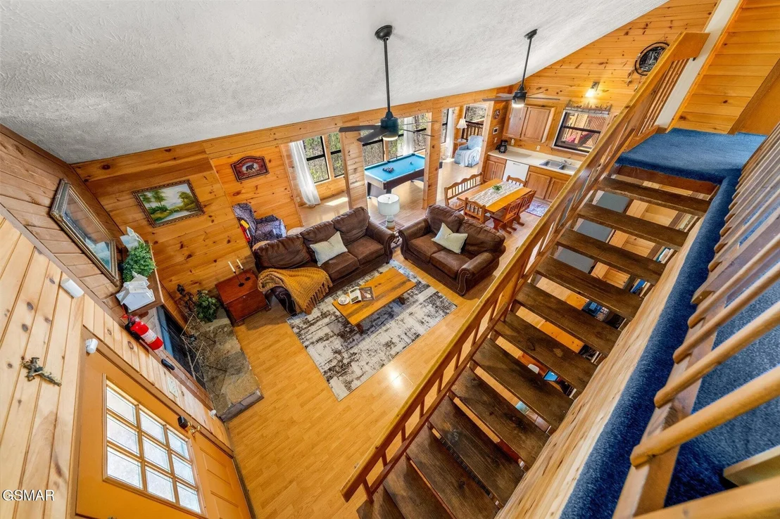 Photo of 2124 Windy Lane