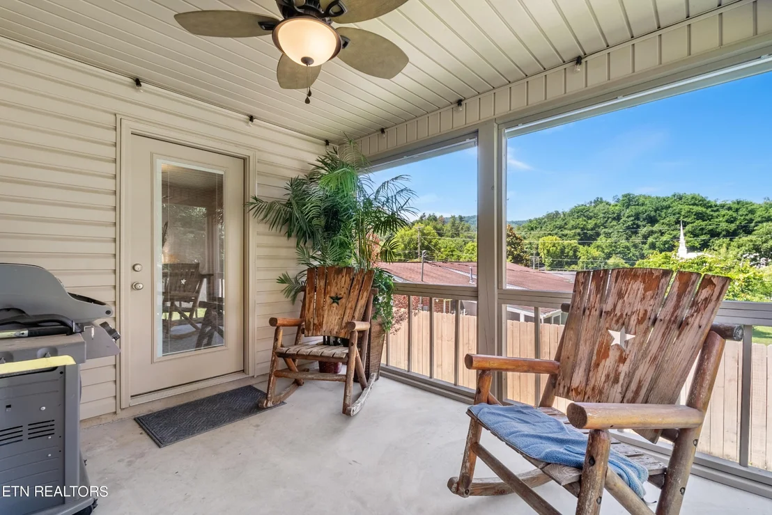 Photo of 314 Two View Rd