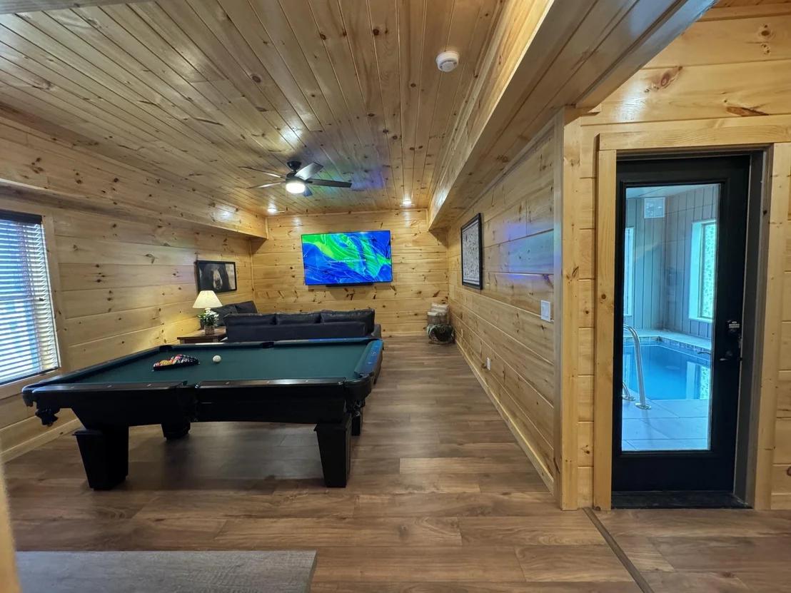 Photo of 2880 Sequoia Road