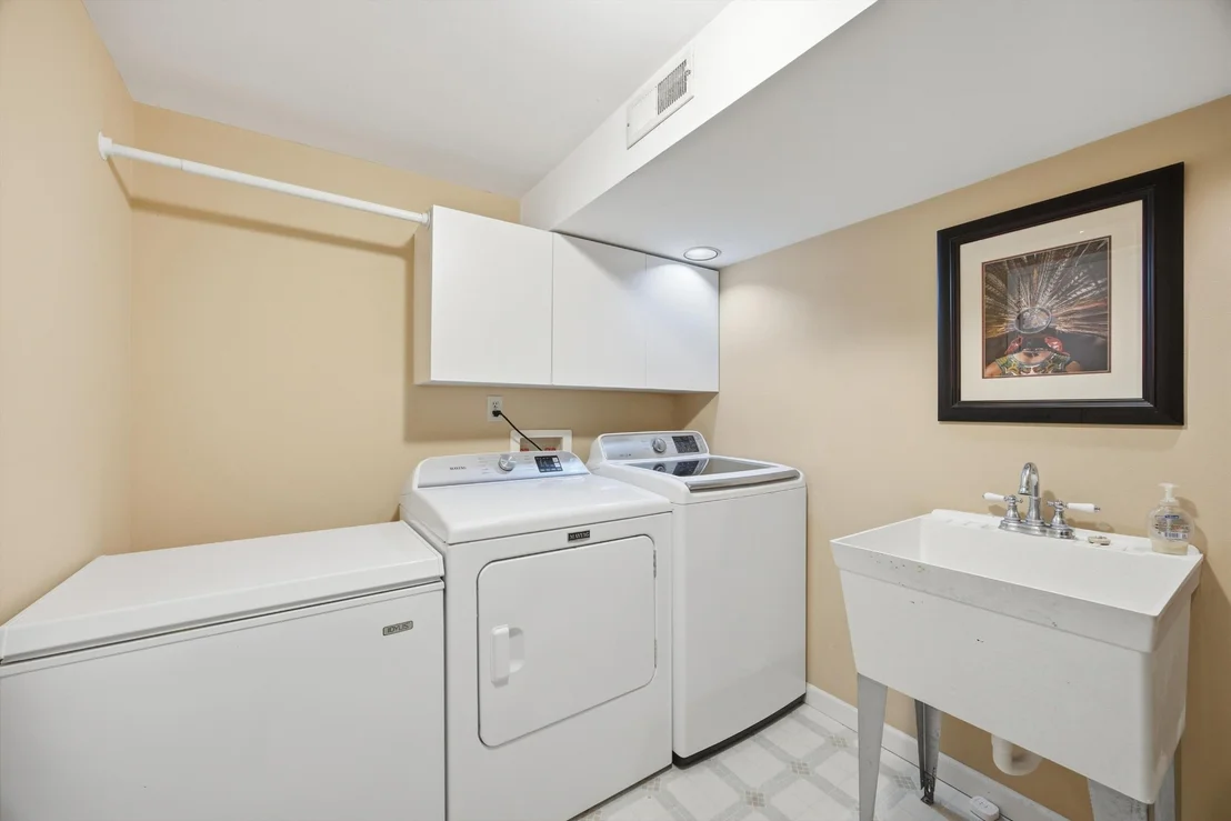 Photo of 601 Highview Circle