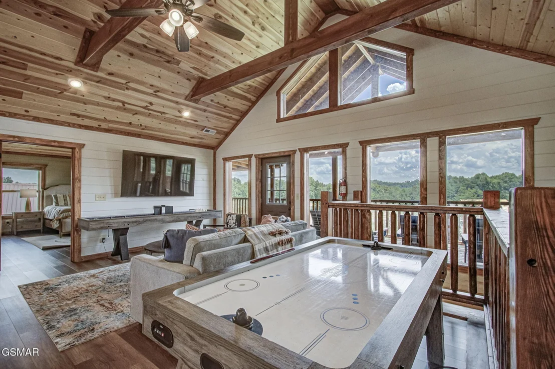 Photo of 2215 Jericho Way