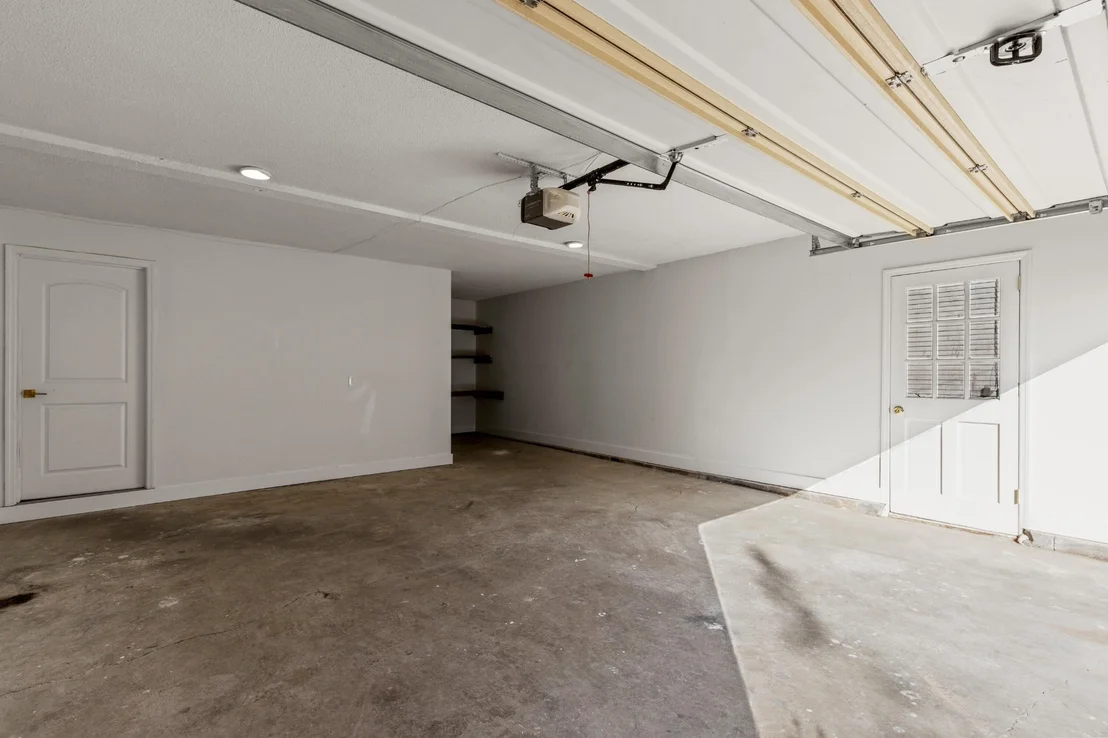 Photo of 7015 Fairington Circle