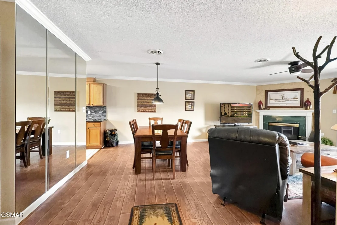 Photo of Unit 552 at 205 Ogle Drive