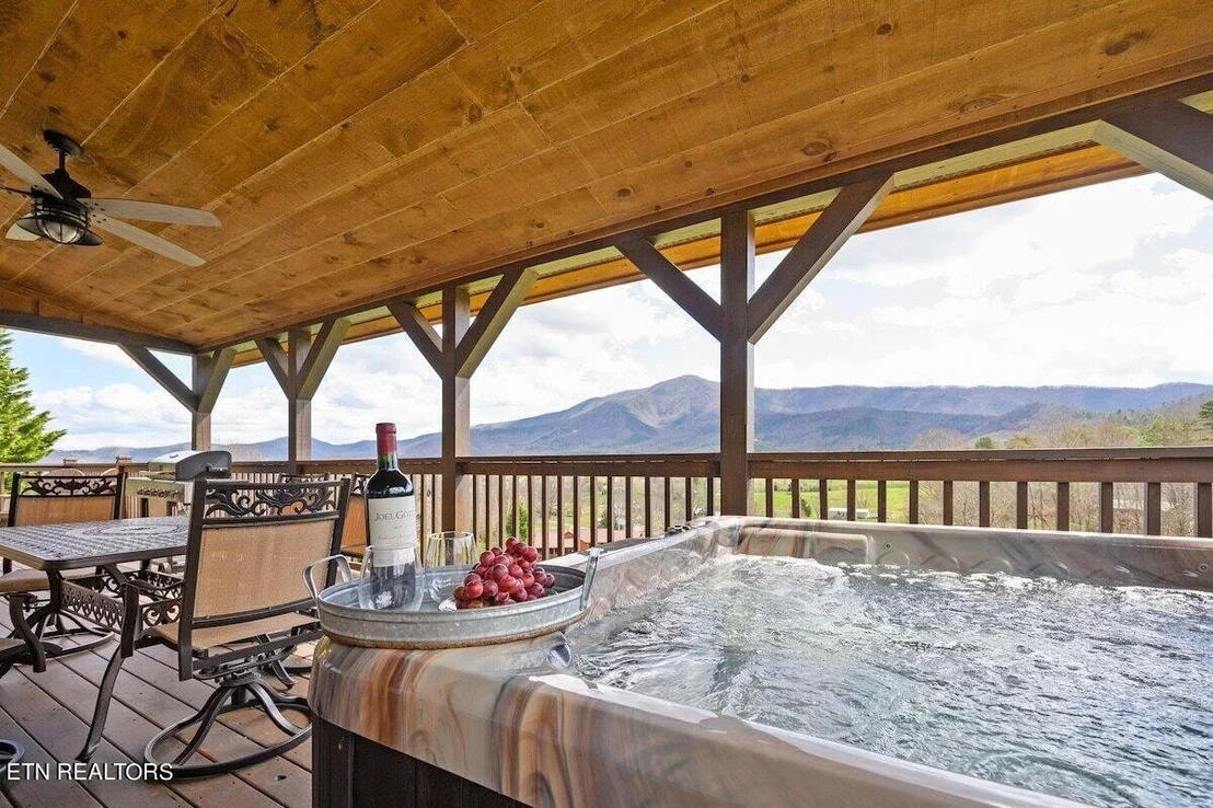 Photo of 4032 Roundtop Drive