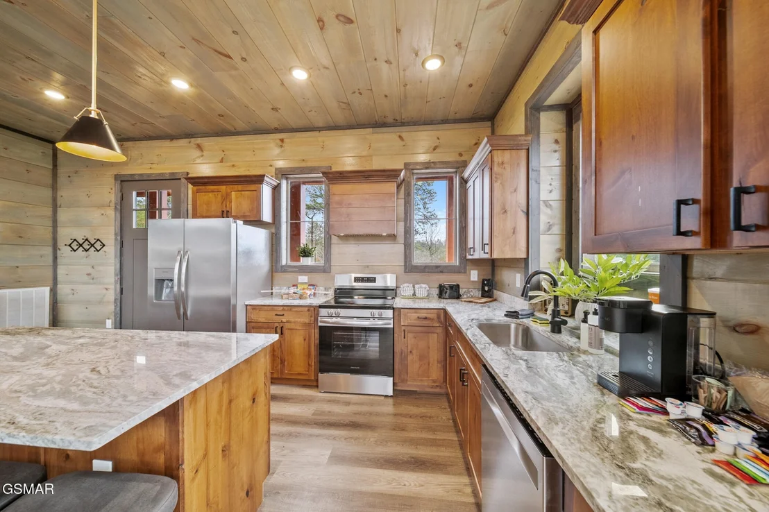 Photo of 1405 Mountain Ash Way