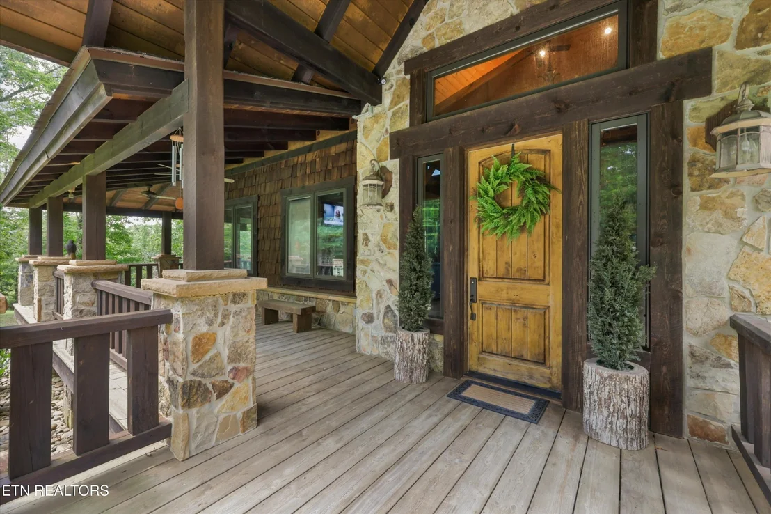 Photo of 993 Red Rock Rd