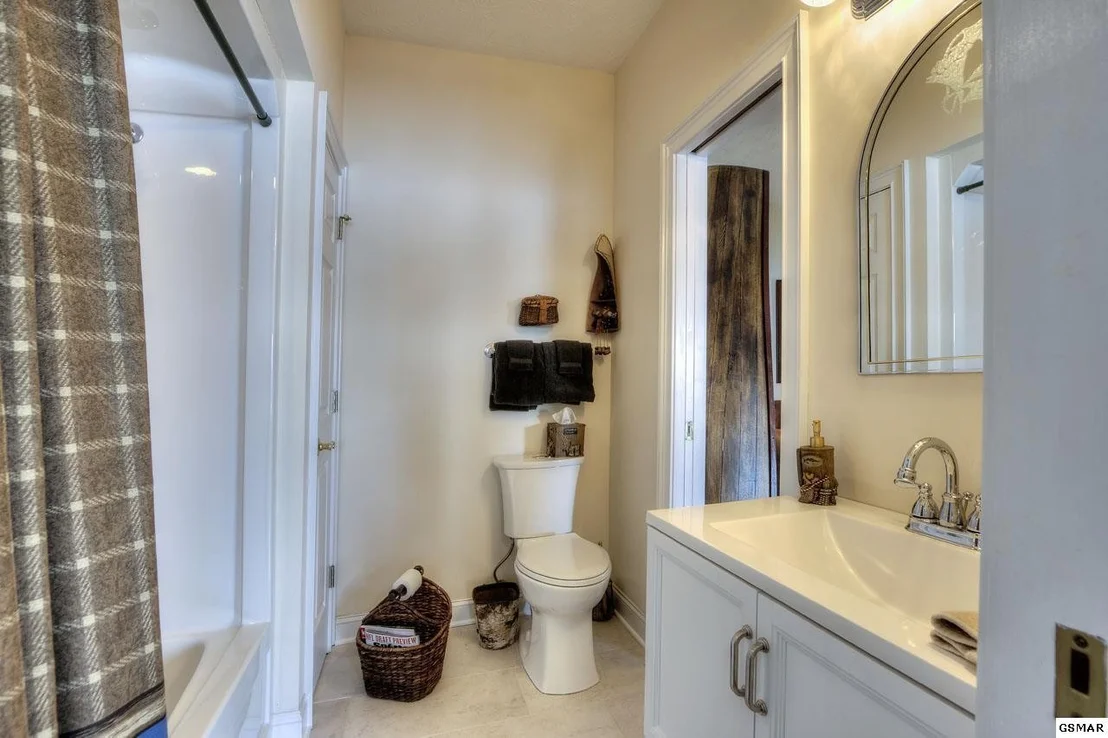 Photo of 952 Holtsinger Drive