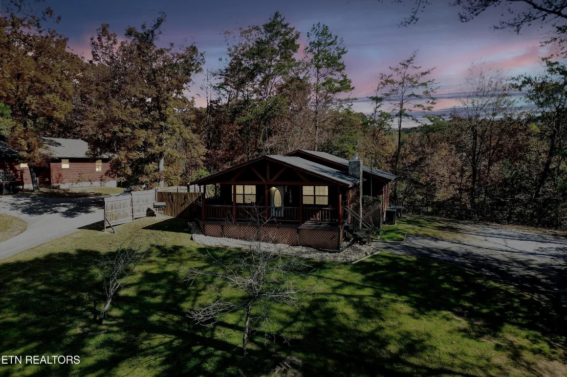Photo of 2833 Longvale Lane