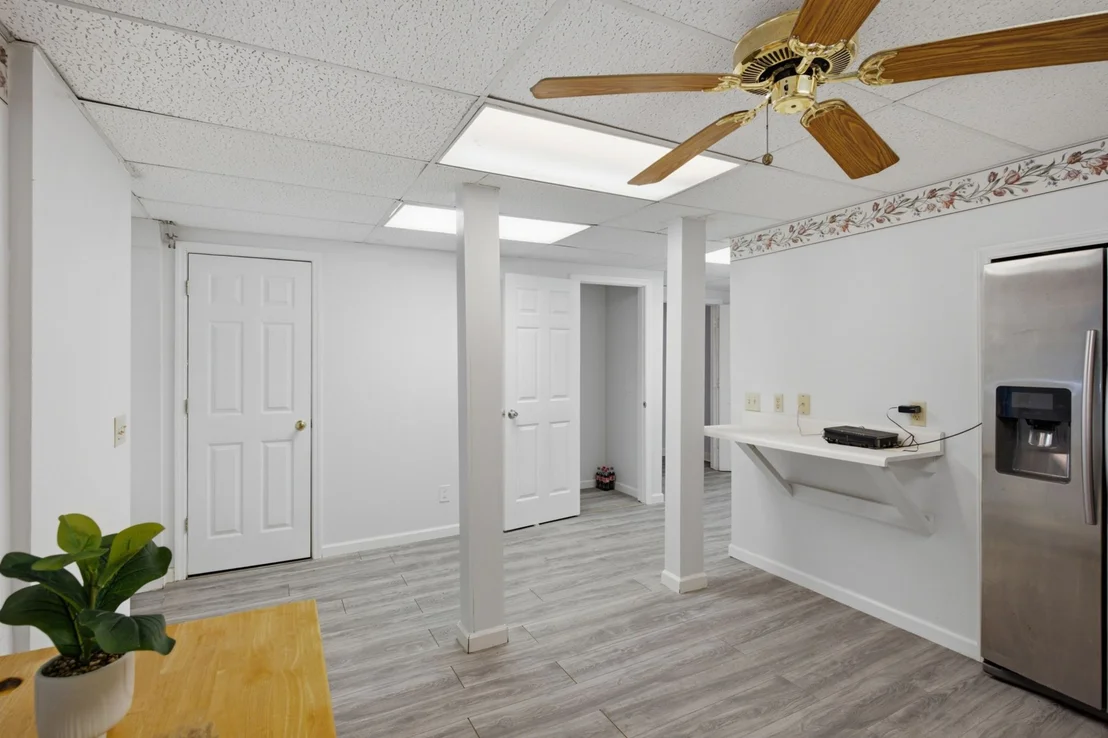 Photo of 145 Crenshaw Rd