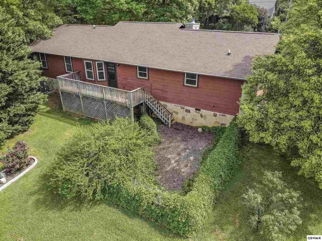 Photo of 2460 Amanda Lane