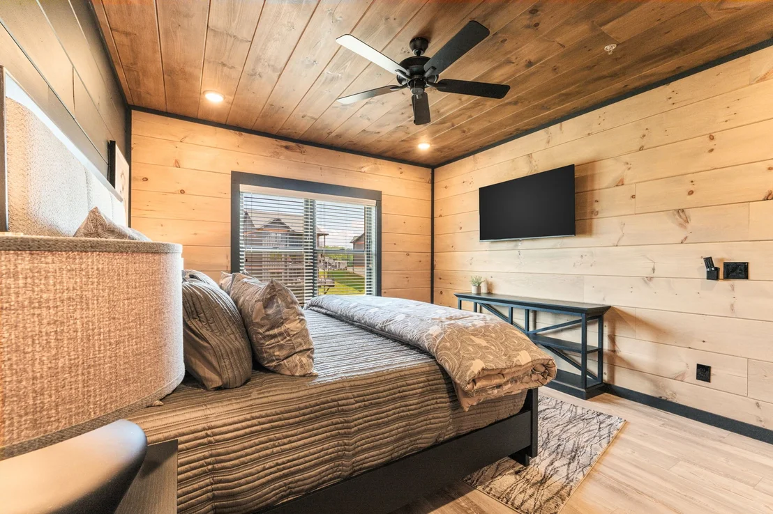 Photo of 1724 Knotty Log Way