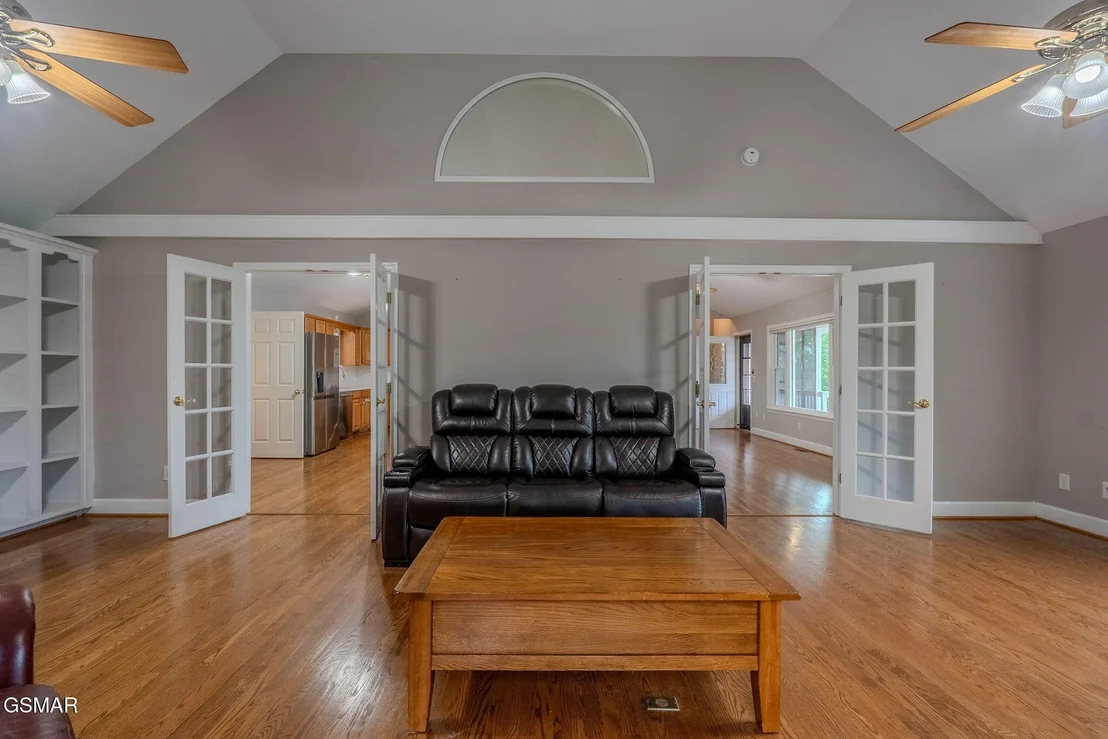 Photo of 1110 Hide Away Lane