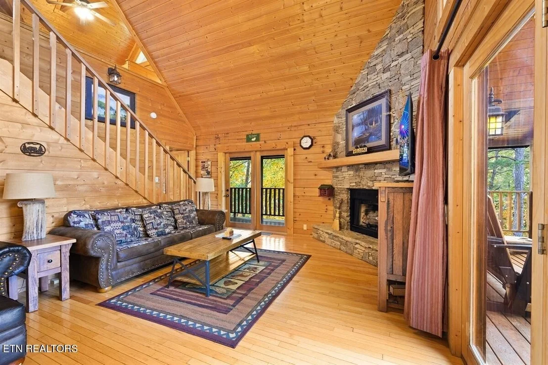 Photo of 2313 Laughing Bear Way