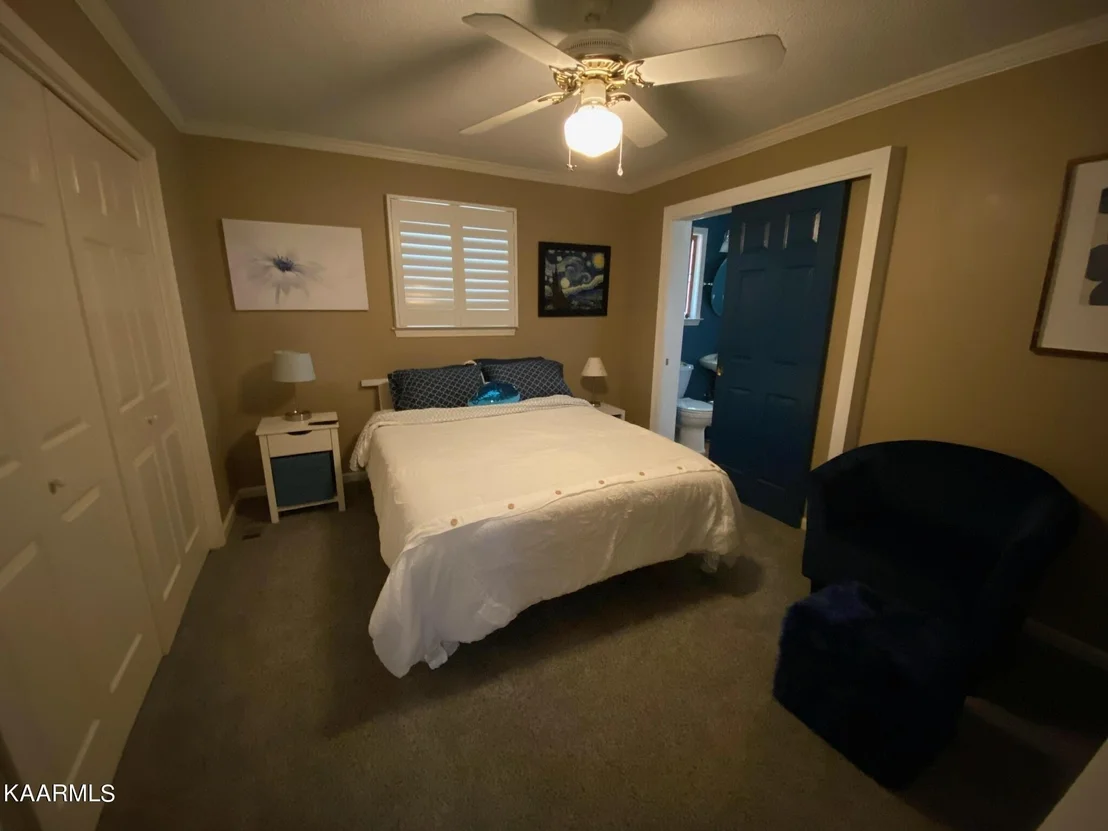 Photo of 305 Webb Rd