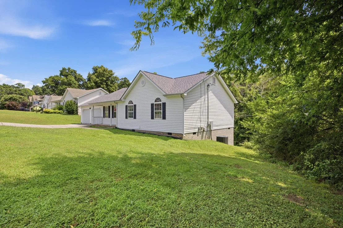 Photo of 144 N Brent Drive