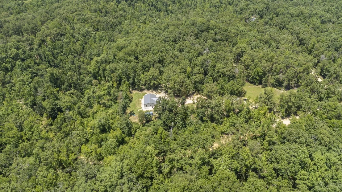 Photo of 395 WEST DR