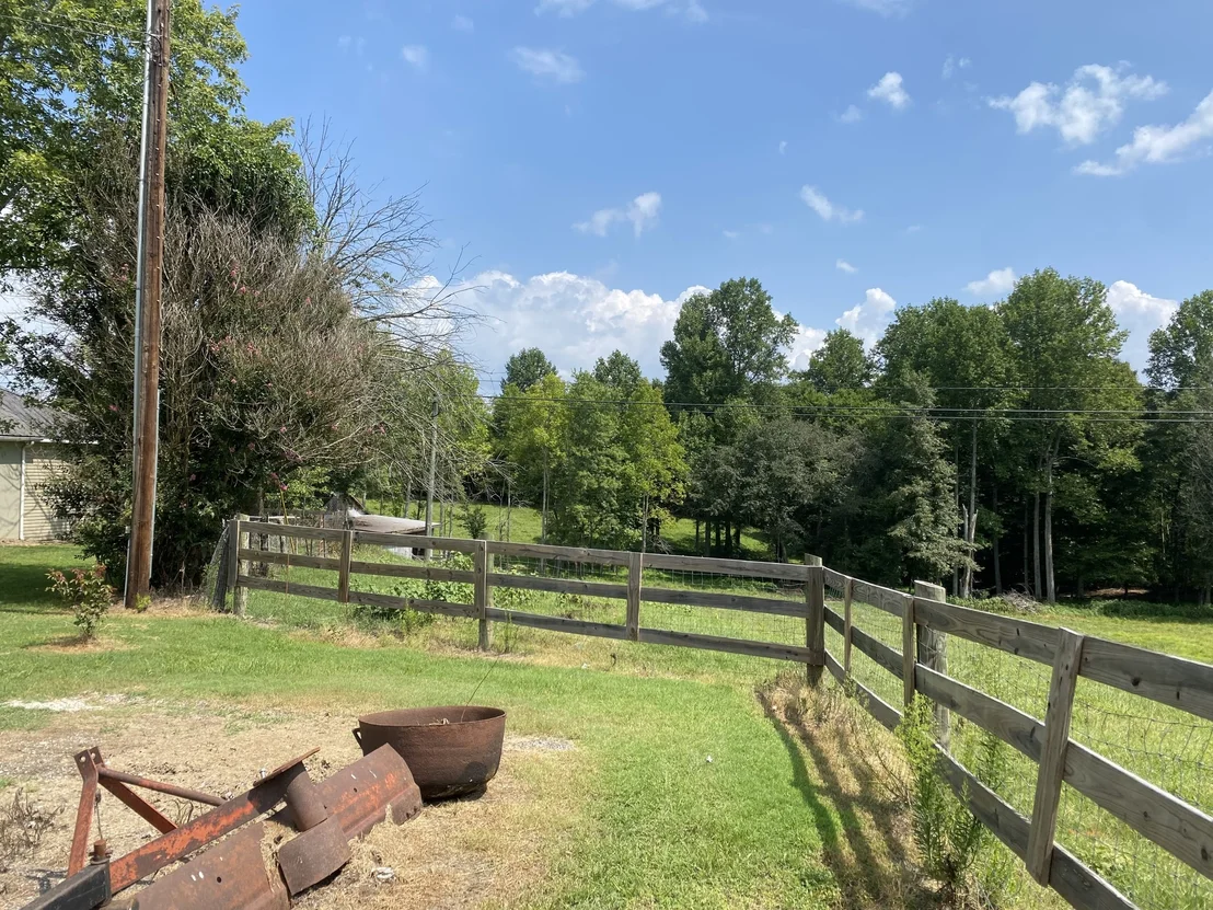 Photo of 691 Hodges Bridge Rd