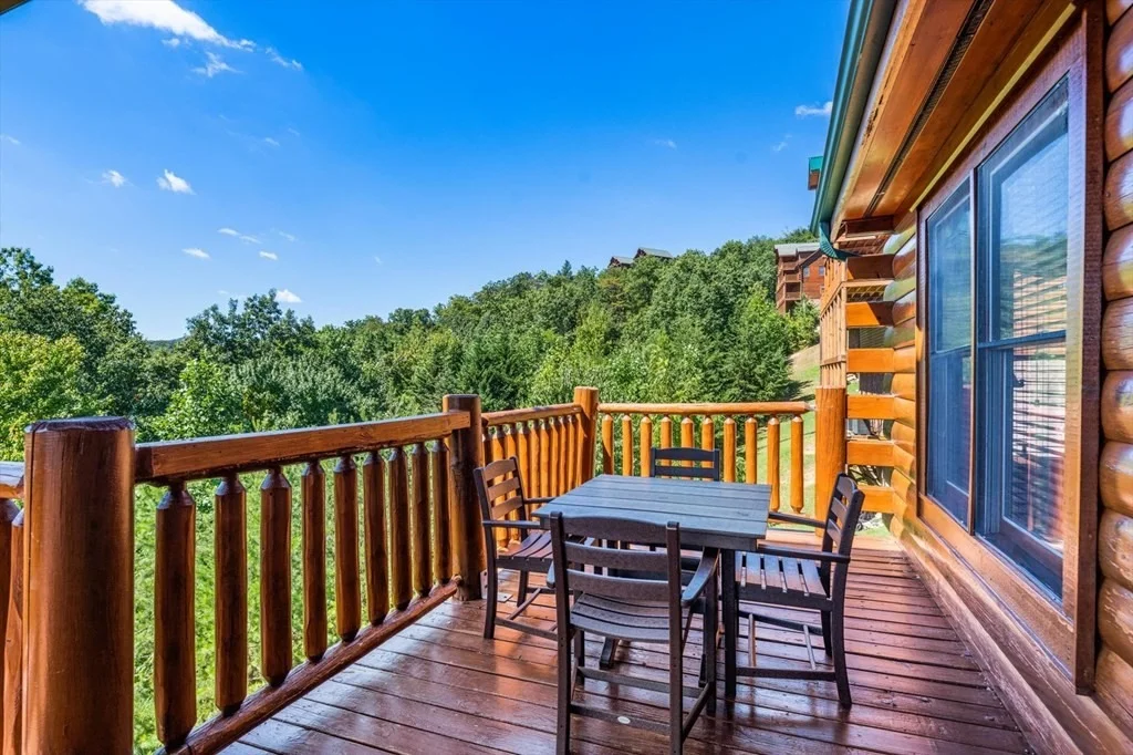 Photo of 2736 Mountain Preserve Drive