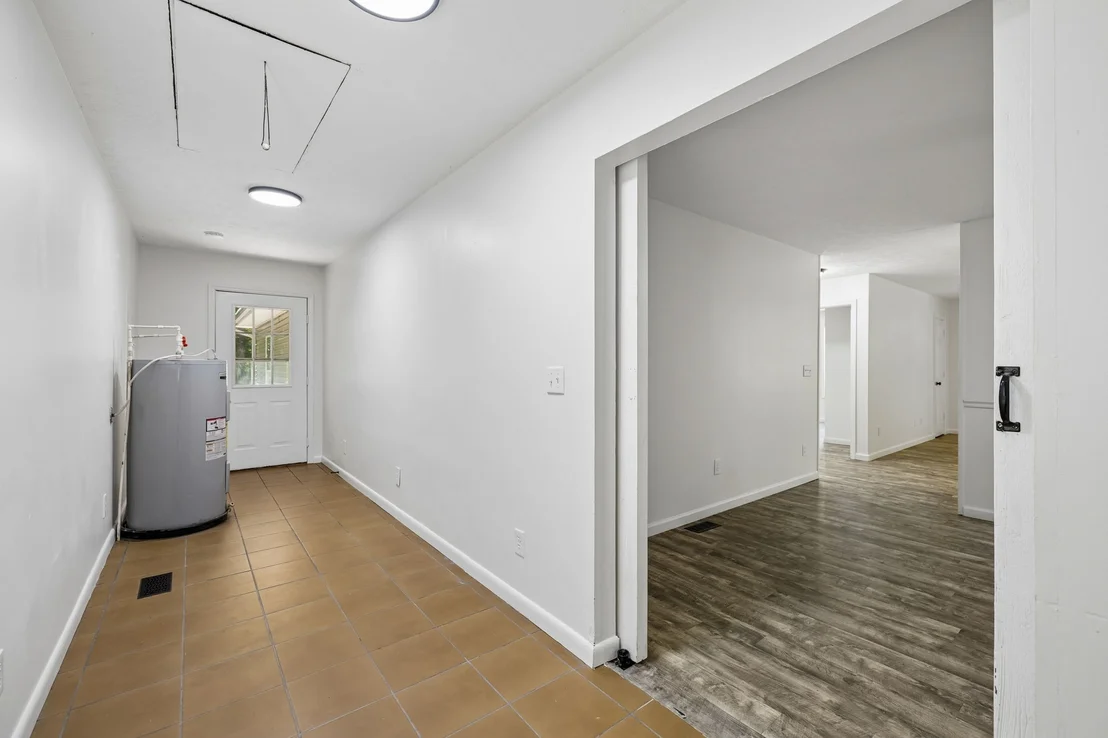 Photo of 619 Longbranch Rd