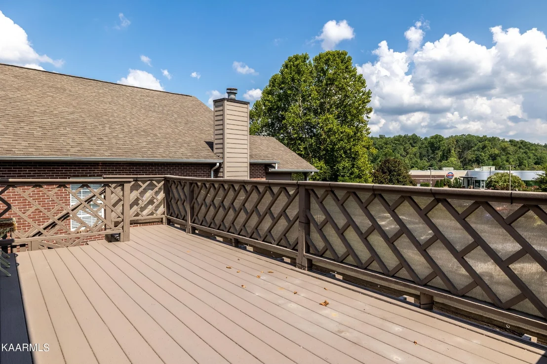 Photo of 65 Riverview Drive