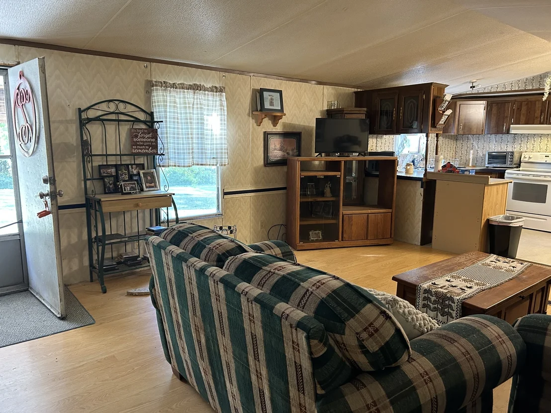 Photo of 22 Red Oak Cir