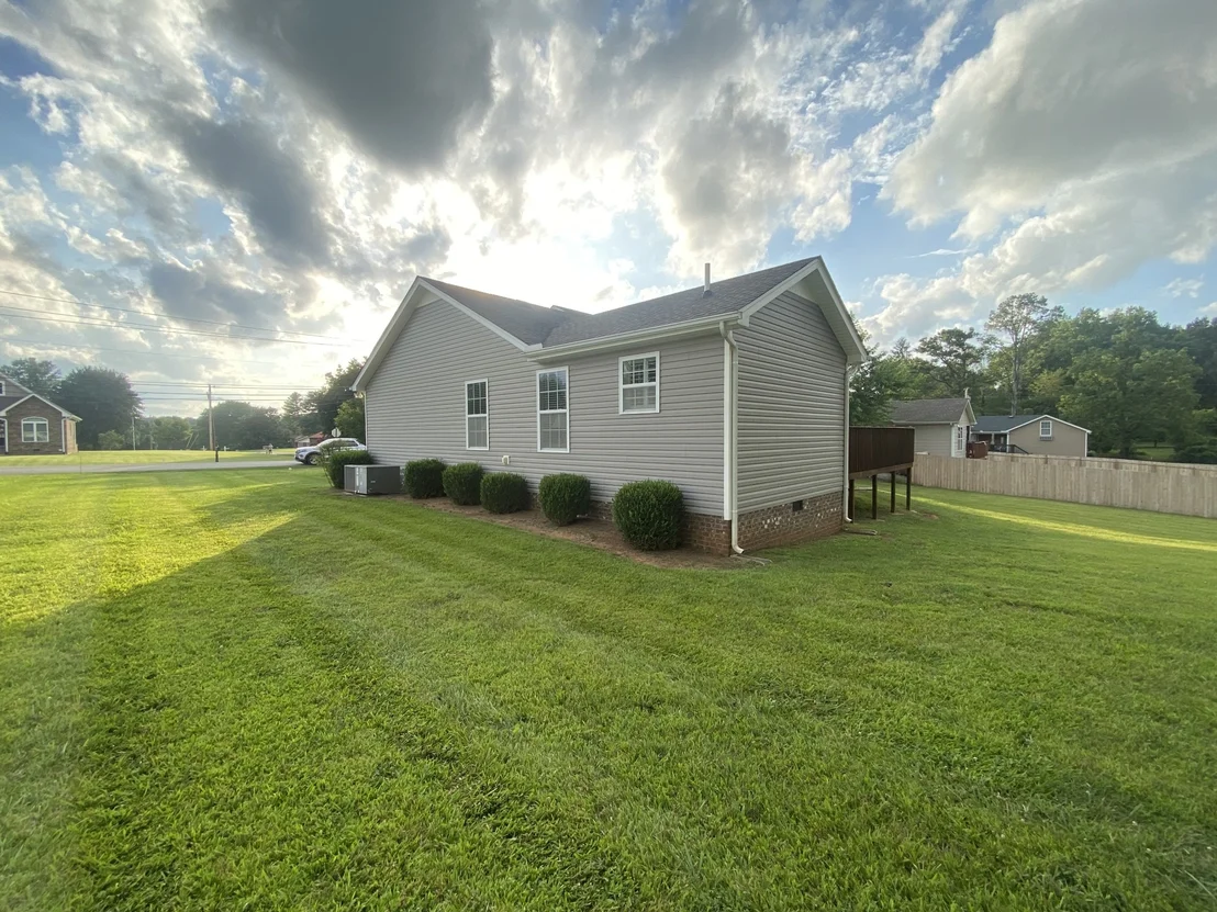 Photo of 208 Arrowhead Dr