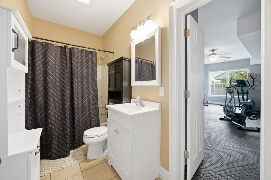 Photo of 898 Fuller Glen Circle