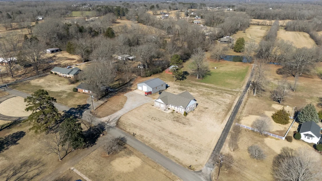 Photo of 320 Cobblestone Dr