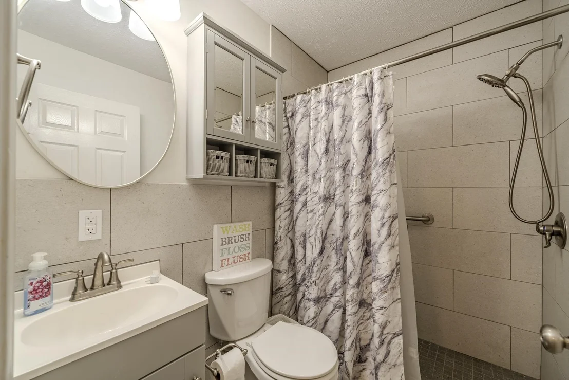 Photo of 325 MURRAY LN