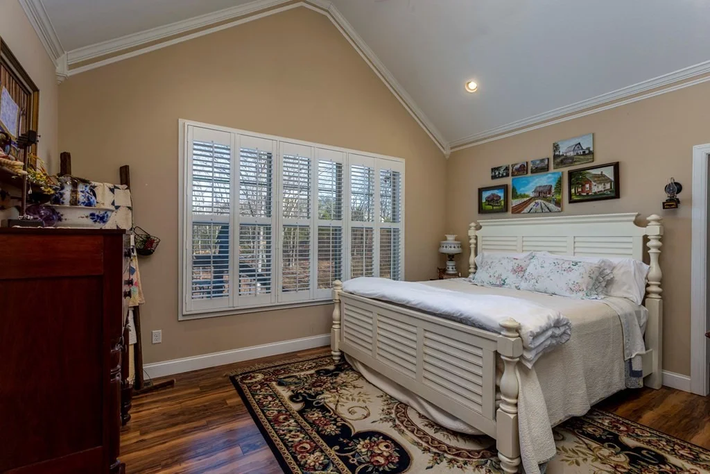 Photo of 271 Mountain Shadow Drive