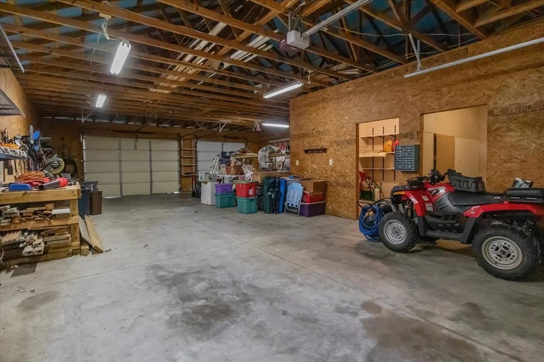 Photo of 867 River Oaks Dr