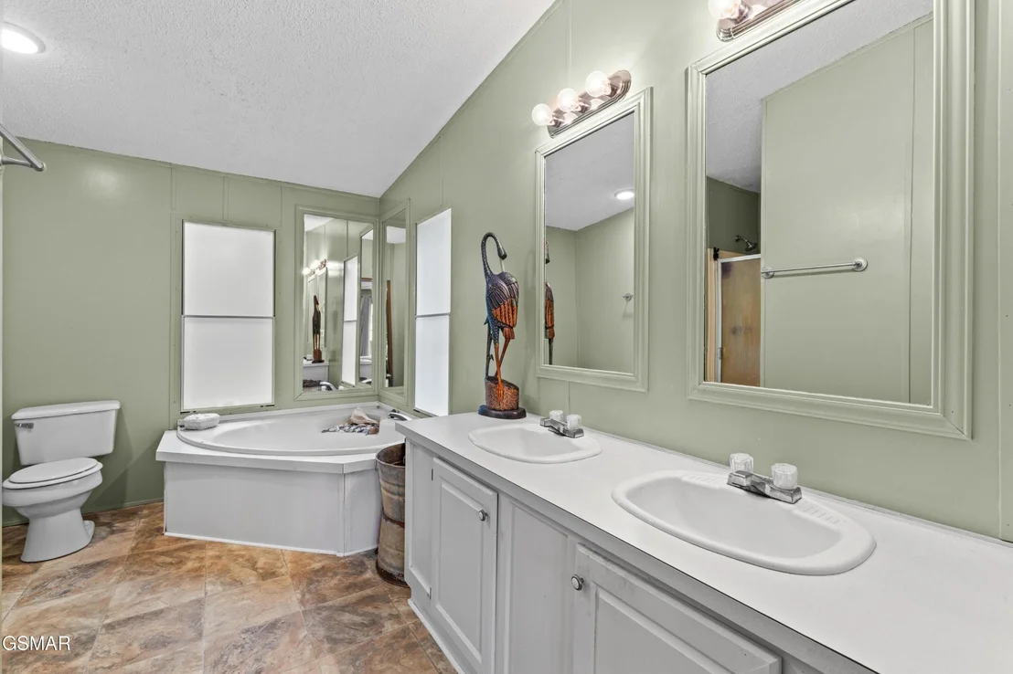 Photo of 4909 Bogard Road