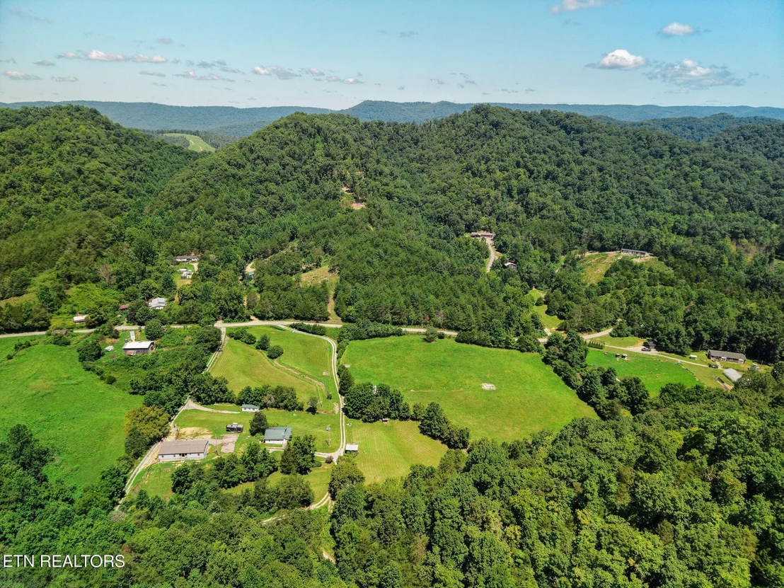 Photo of 3000 Upper Caney Valley Rd