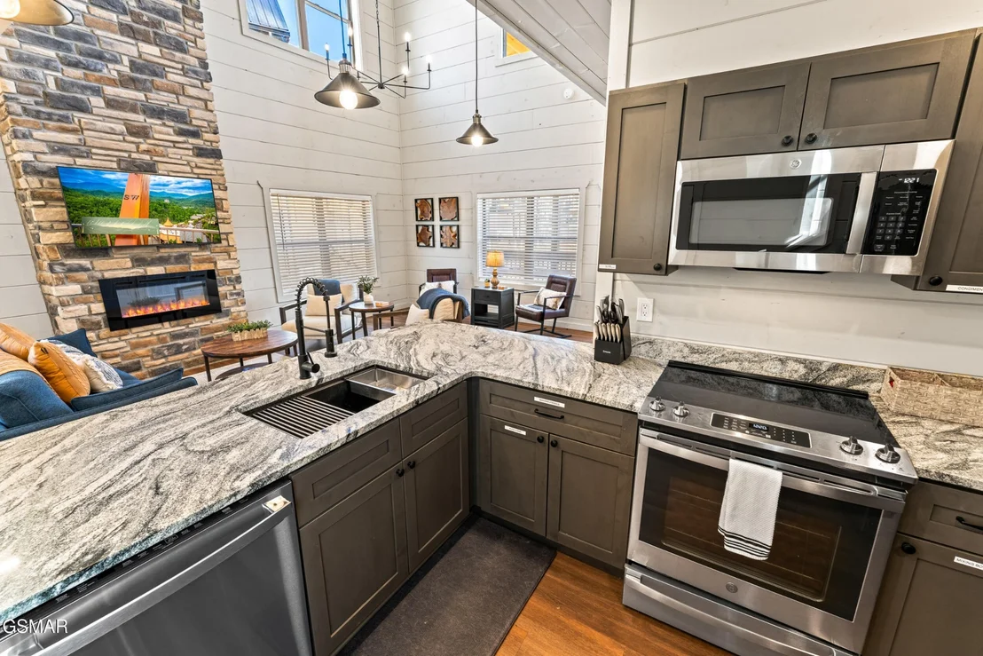 Photo of 2848 Sequoia Road