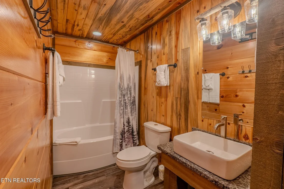 Photo of 2414 Hackberry Drive