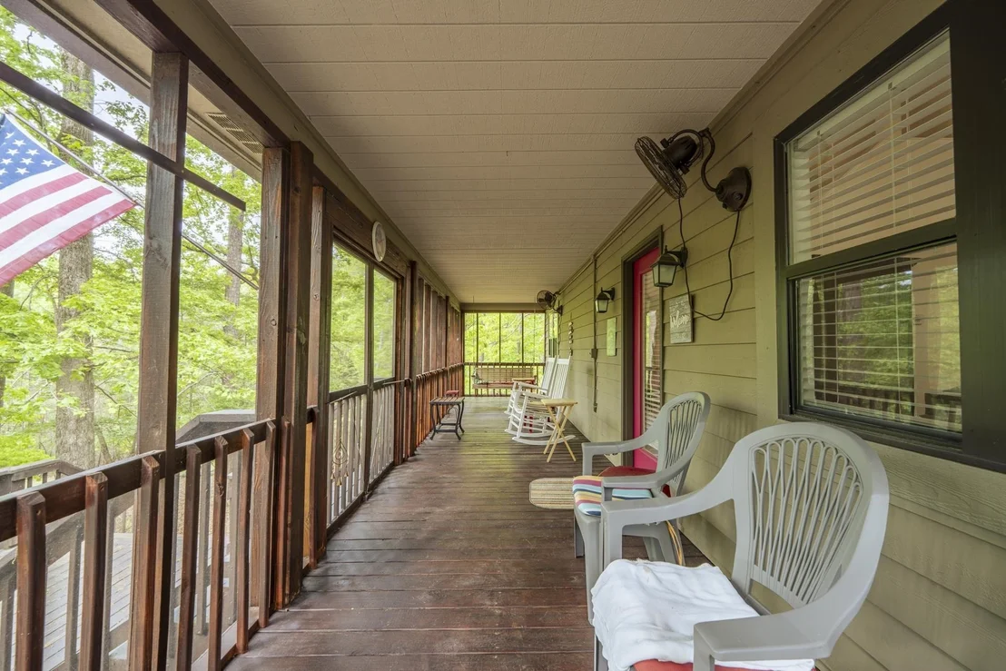 Photo of 325 MURRAY LN
