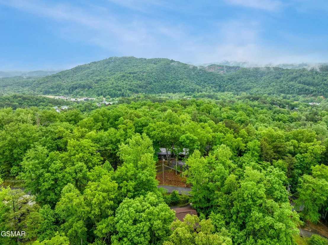 Photo of 2887 Pine Haven Drive