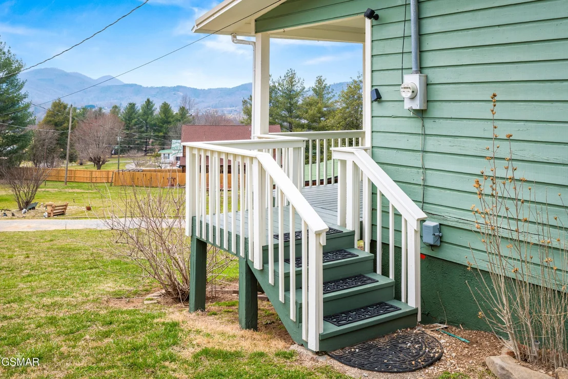 Photo of 3401 Barber Way