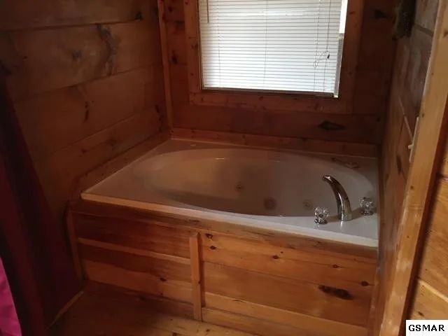 Photo of 717 Ski View Lane