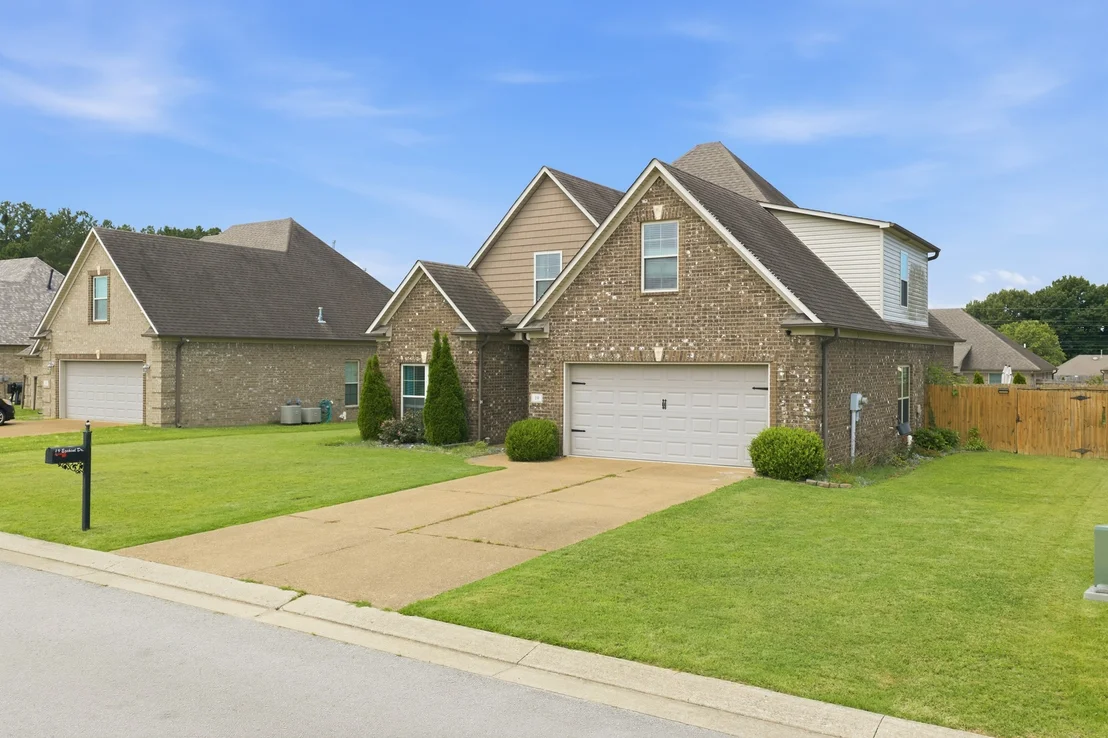 Photo of 19 Ezekial Dr