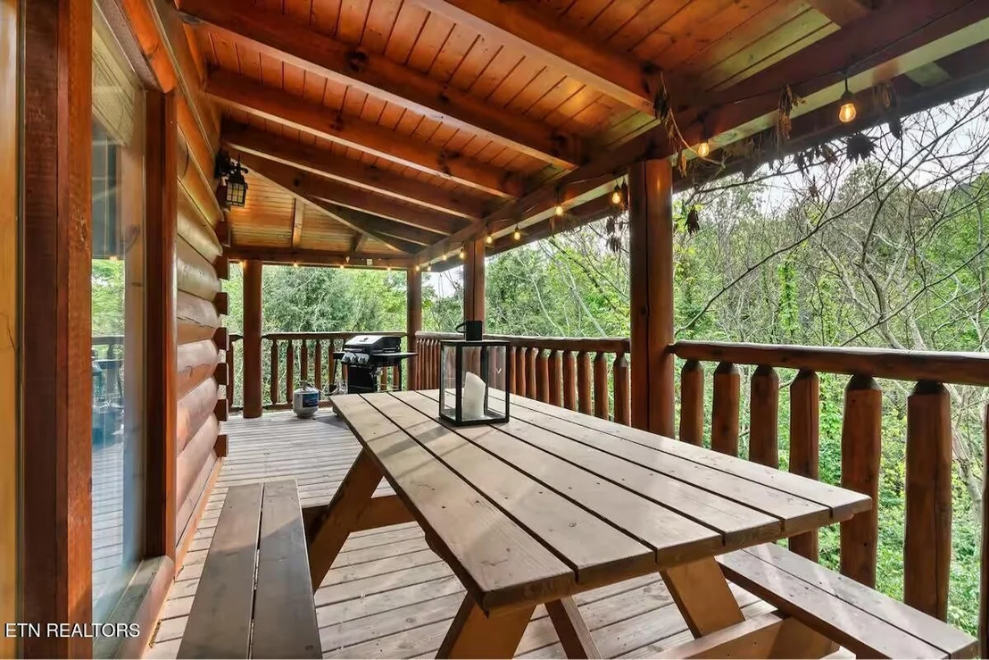 Photo of 2140 Bear Haven Way