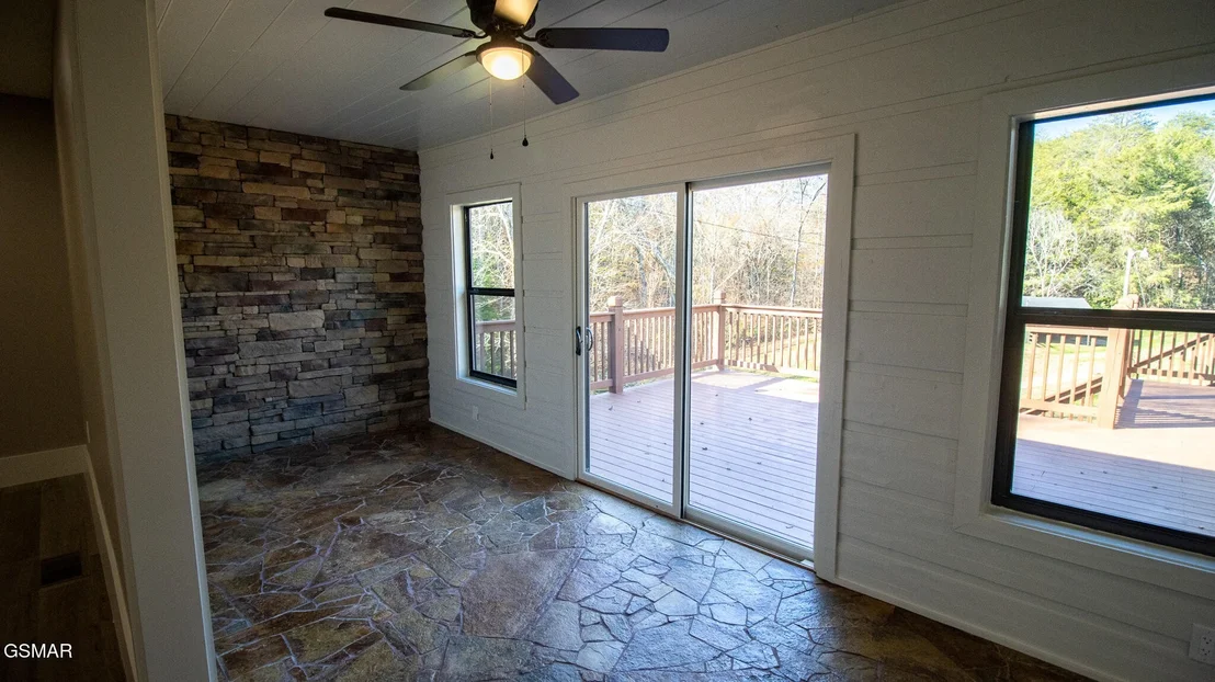Photo of 440 Flat Creek Rd